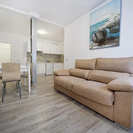 Julia's Sweet Mesa Y Lopez